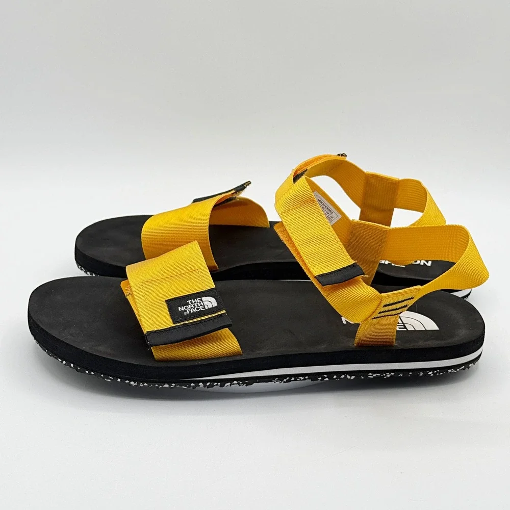 The North Face Skeena Strap Sandal Size 11 Men Gold/Black - NEW no box